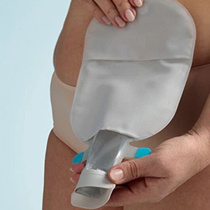 همه چیز درباره جزئیات عوض کردن کیسه استومی